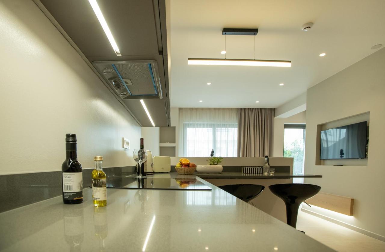 آغيوس نيكولاوس Celine Luxury Apartments & Suites المظهر الخارجي الصورة